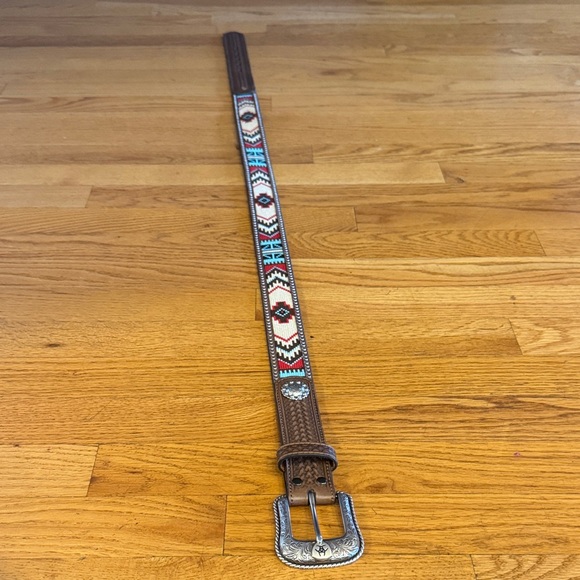 Ariat Brown Leather Belt with Silver Buckle and Colorful - Picture 2 of 12
